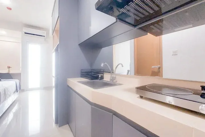 Legok: Minimalist And Homey Studio Apartment At B Residence