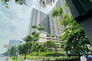 Тангеранг: Homey And Good Place 2Br At Collins Boulevard Apartment