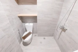 Тангеранг: Homey And Good Place 2Br At Collins Boulevard Apartment