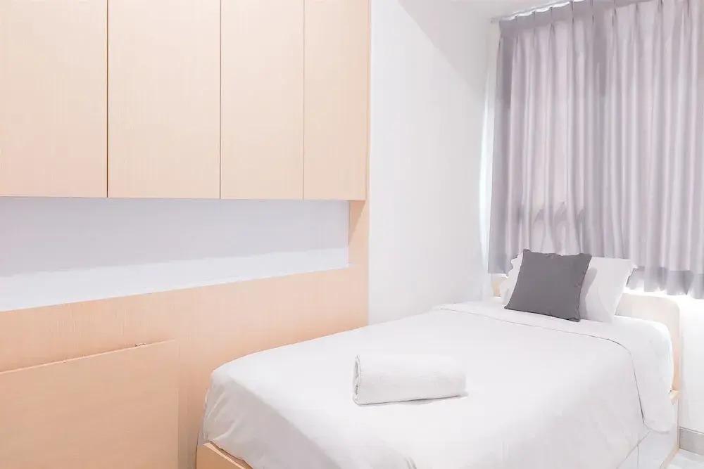 Тангеранг: Homey And Good Place 2Br At Collins Boulevard Apartment
