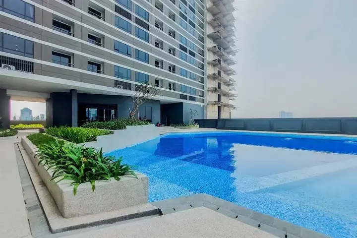 Тангеранг: Homey And Good Place 2Br At Collins Boulevard Apartment
