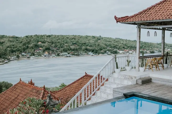 Лембонган-Айленд: Lanussa Hill Villa