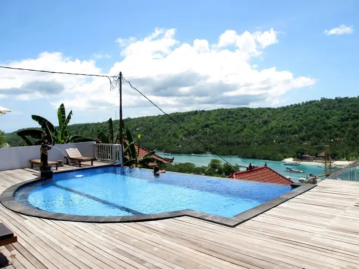 Лембонган-Айленд: Lanussa Hill Villa