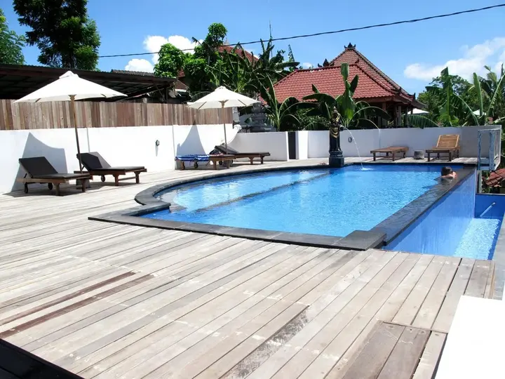 Лембонган-Айленд: Lanussa Hill Villa
