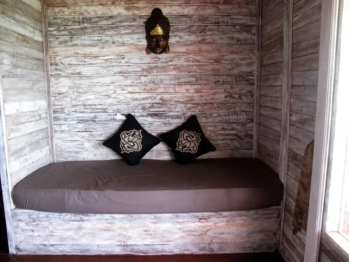 Лембонган-Айленд: Lanussa Hill Villa