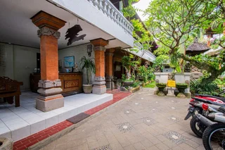 Санур Кайя: New Ananda Beach Hotel