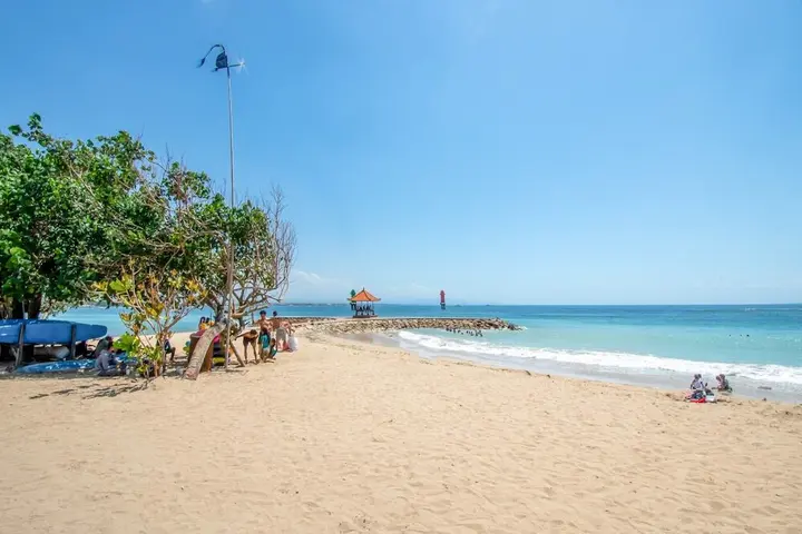 Санур Кайя: New Ananda Beach Hotel