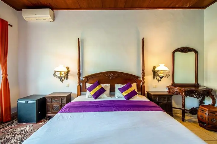 Санур Кайя: New Ananda Beach Hotel