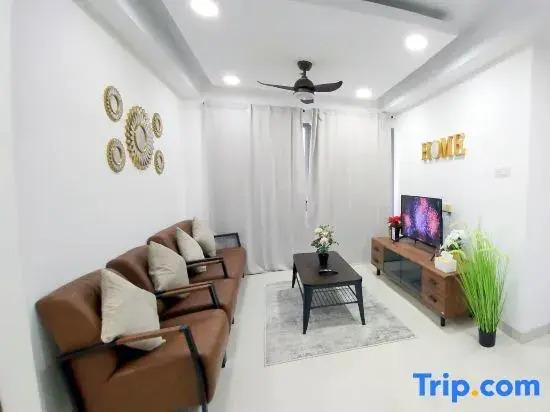 Батам: Near Ferry Terminal. COZY 02 Bedroom Condo. HarbourBay Residences.