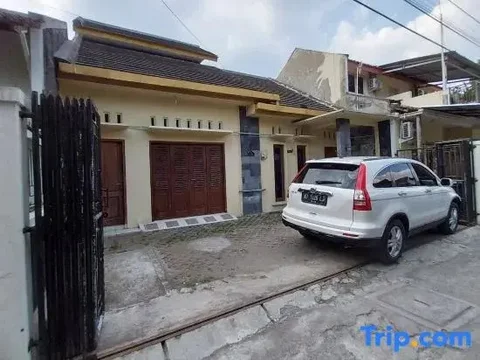 Батуретно: JawaJawa 3 - Malioboro Yogyakarta 4 minutes
