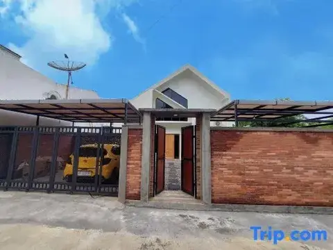 Батуретно: Yustien Homestay Jogja 3 Bedroom