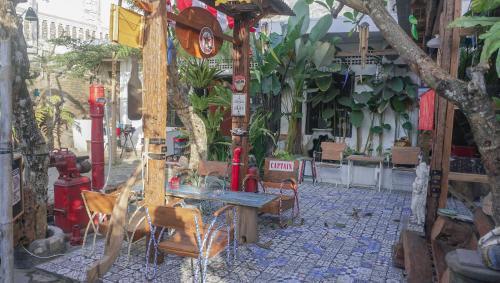 Депок: Budarno Homestay