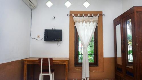 Депок: Budarno Homestay