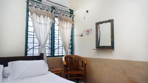 Депок: Budarno Homestay