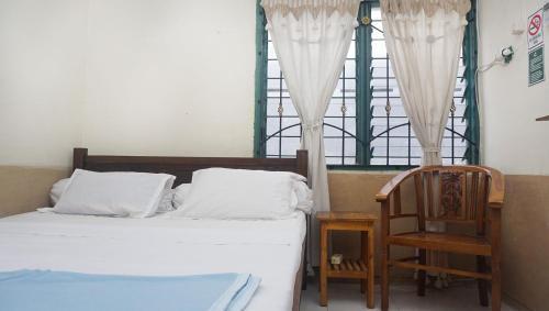 Депок: Budarno Homestay