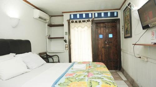 Депок: Budarno Homestay