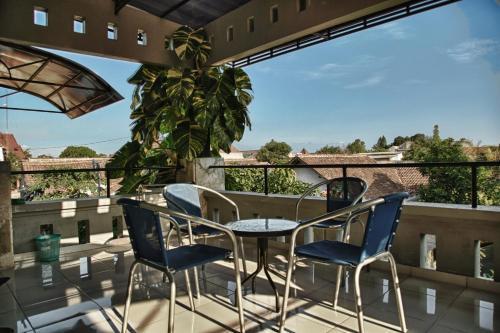 Депок: Budarno Homestay