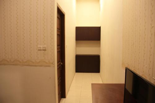 Суракарта: Alsalam Syariah Guesthouse