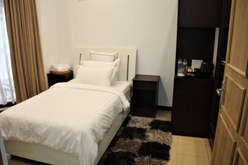 Суракарта: Alsalam Syariah Guesthouse