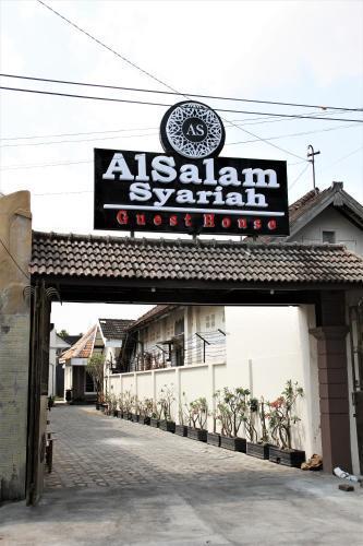 Суракарта: Alsalam Syariah Guesthouse