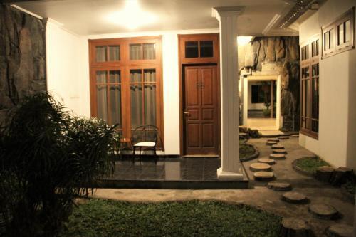 Суракарта: Alsalam Syariah Guesthouse