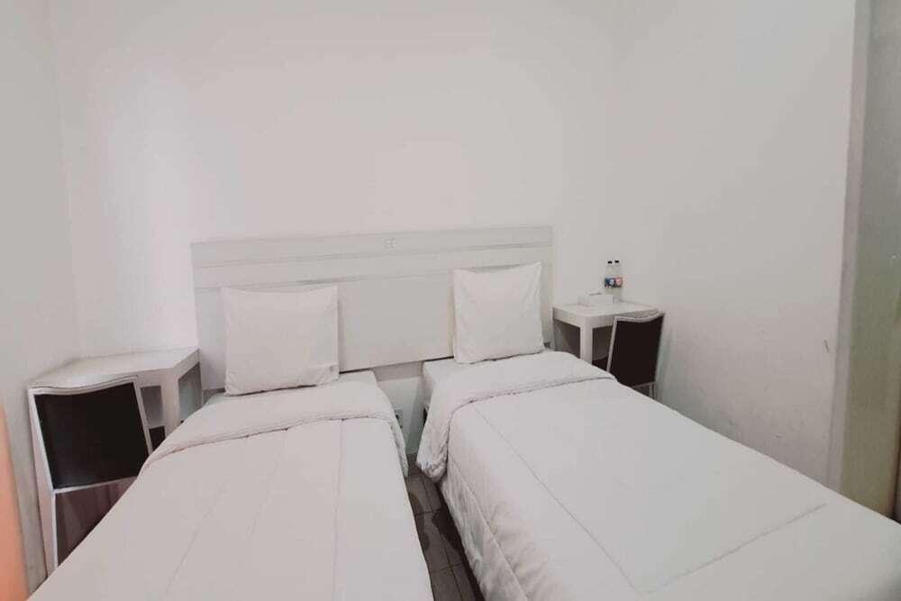 Legok: Townhouse OAK TOS Residence Tangerang