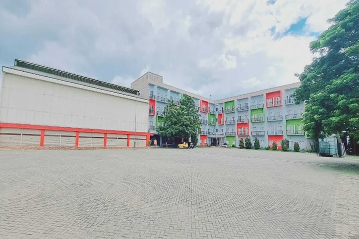 Legok: Townhouse OAK TOS Residence Tangerang
