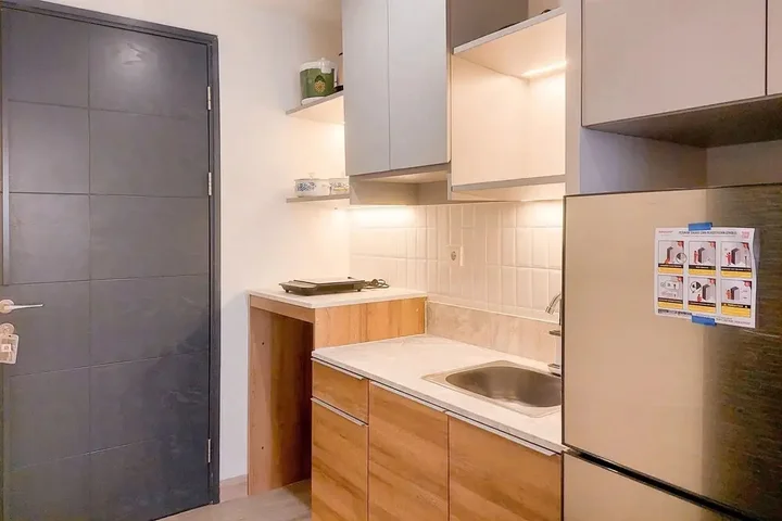 Тангеранг: Comfortable Studio At Collins Boulevard Apartment