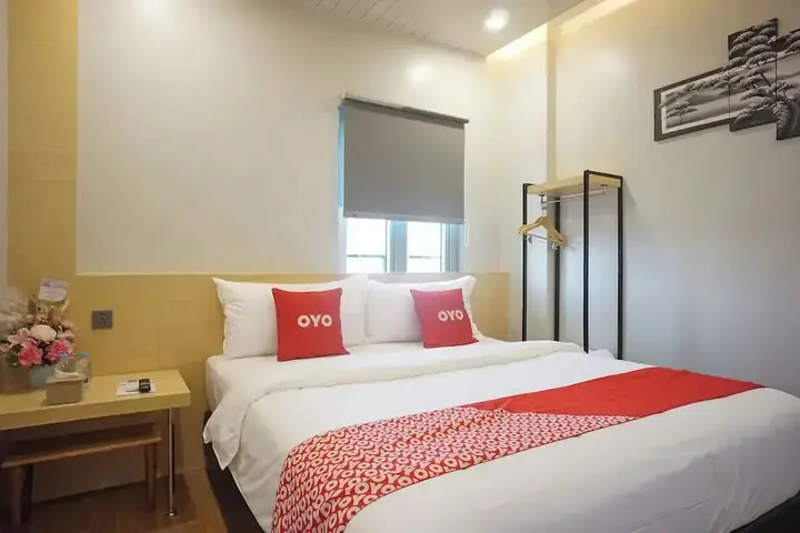 Медан: OYO 92956 Travelbiz Hotel