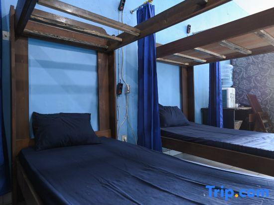 Bunk Bed Bali near Sanur Mitra RedDoorz — фото 1