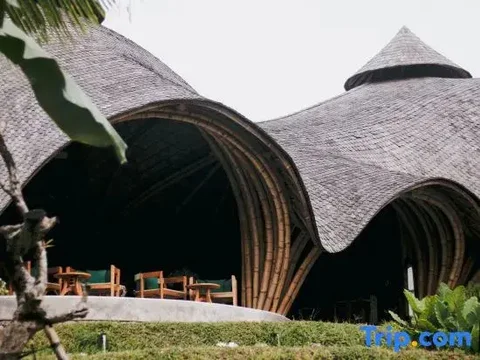 Убуд: E Sanctuary Resort Ubud