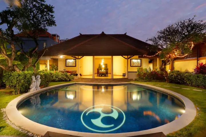 Heliconia Villa — фото 1