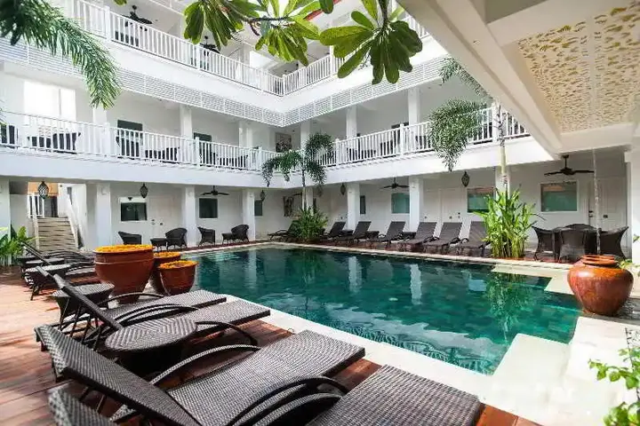 Кута: Heliconia Villa
