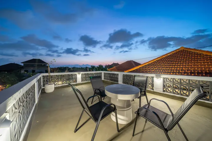 Керобокан: Вилла Частная стильная, терраса на крыше, пляж, View Bali 2
