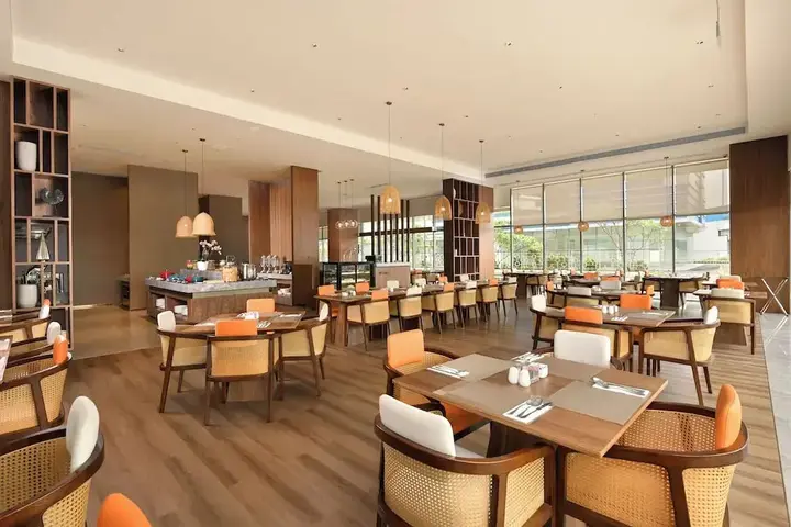 Тангеранг: Model J Hotel Jakarta Soekarno Hatta Airport