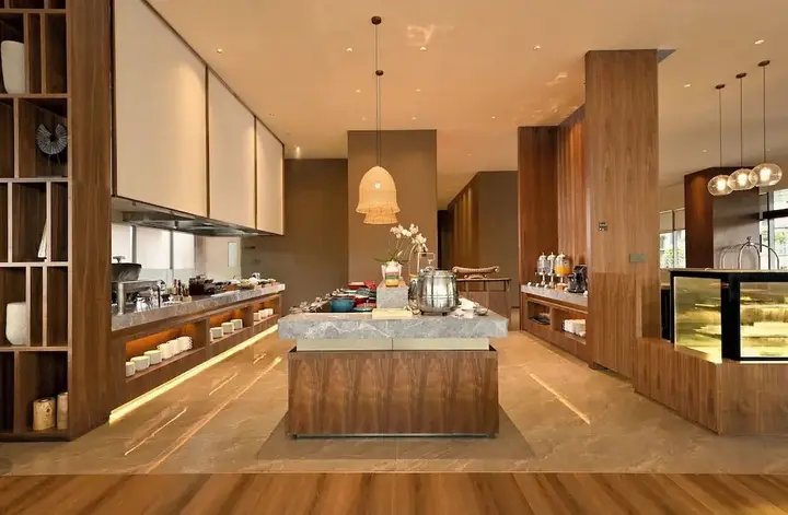 Тангеранг: Model J Hotel Jakarta Soekarno Hatta Airport