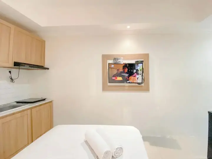 Семаранг: Cozy And Warm Studio Room At Paltrow City