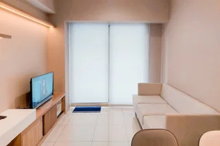 Legok: Nice And Modern 2Br Apartment At M-Town Signature