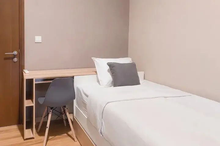 Nice And Modern 2Br Apartment At M-Town Signature — фото 2
