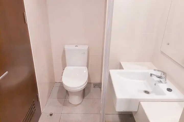Legok: Nice And Modern 2Br Apartment At M-Town Signature