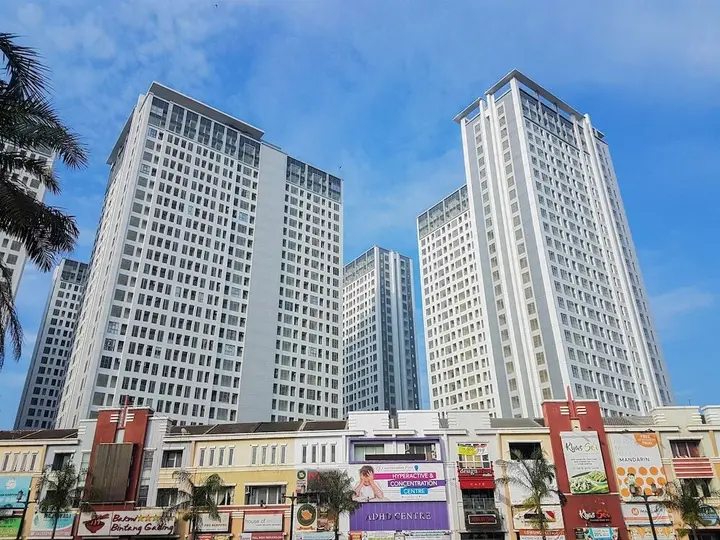 Legok: Nice And Modern 2Br Apartment At M-Town Signature