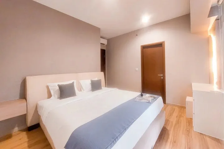 Legok: Nice And Modern 2Br Apartment At M-Town Signature