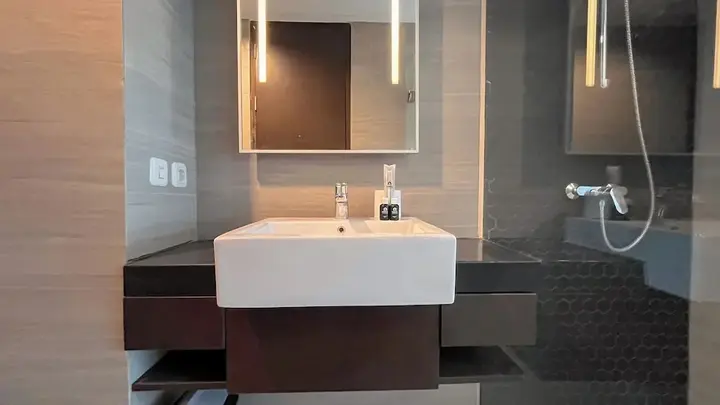 Беноа: Serene Studio (No Kitchen) Space Skales Residence Nusa Dua Bali Apartment