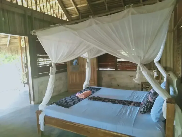 Немберала: Rote Beach Bungalows