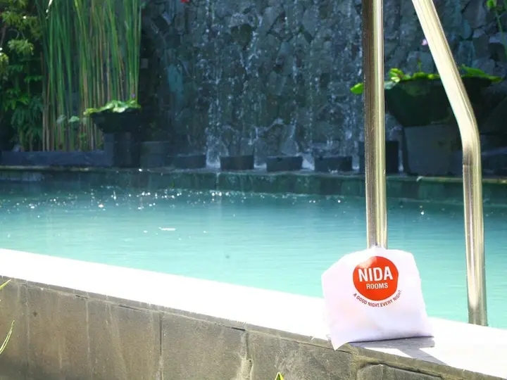 Депок: Nida Rooms Mataram Bumi Affandi at The Java Resort