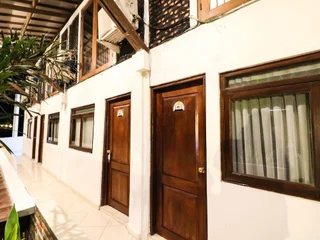 Депок: Nida Rooms Mataram Bumi Affandi at The Java Resort