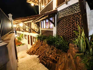 Депок: Nida Rooms Mataram Bumi Affandi at The Java Resort