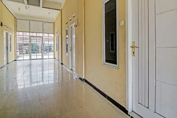 Пеканбару: SPOT ON 92255 Lucky Guesthouse