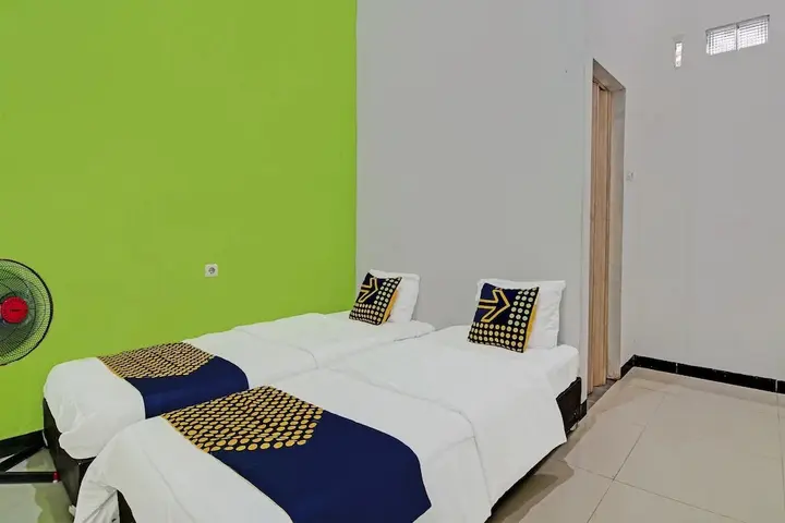 Пеканбару: SPOT ON 92255 Lucky Guesthouse