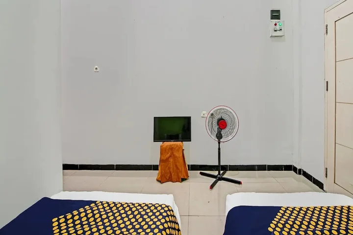 Пеканбару: SPOT ON 92255 Lucky Guesthouse